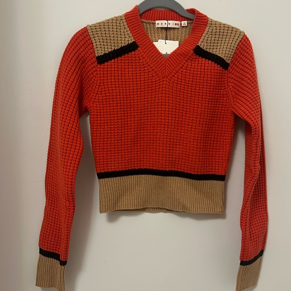 NWT Uniqlo MARNI V-Neck Sweater Red XS